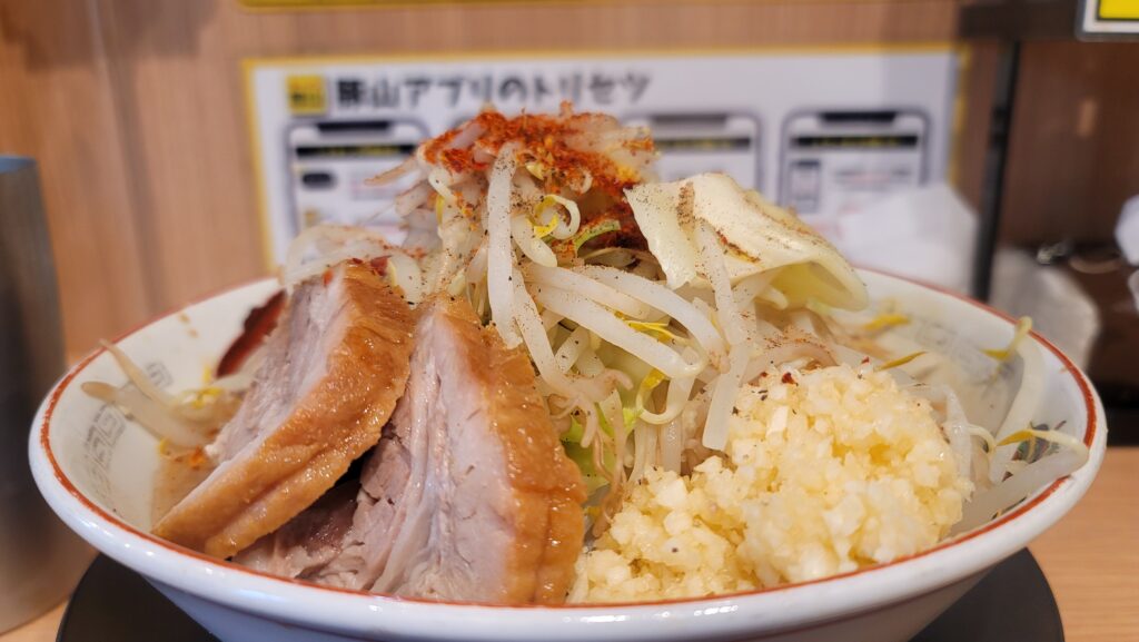 부타야마 닌니쿠 마시마시 야사이 마시데